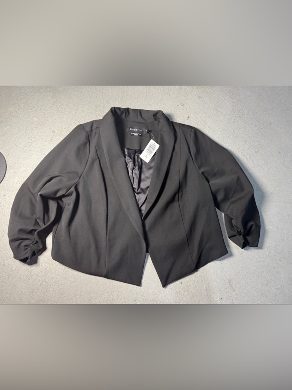 Torrid Black Cropped Blazer Jacket new with tags 1X